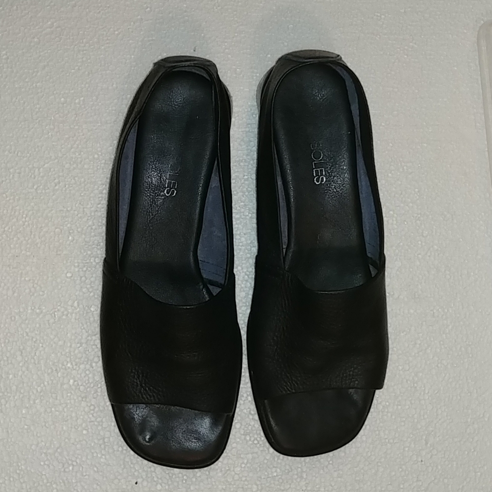 Aerosoles open toe loafer